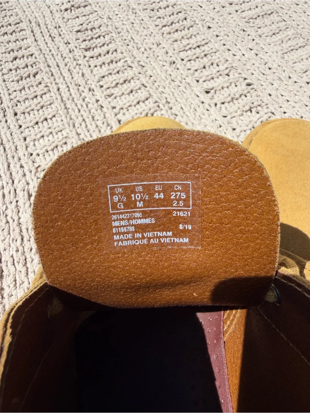 Clark’s Men's Tan Suede Desert Boot Chukka Boots